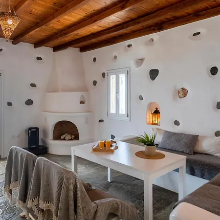 Alenia Paros Villa *