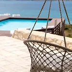 Alenia Paros