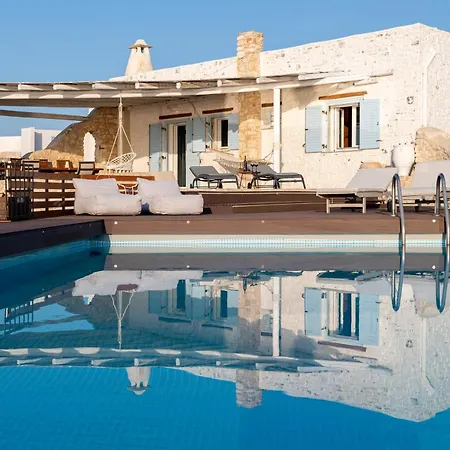 Alenia Paros *