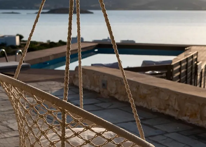 Βίλα Alenia Paros